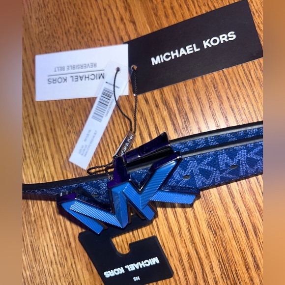 Men’s Black & Blue Micheal Kors reversible belt - Picture 3 of 8